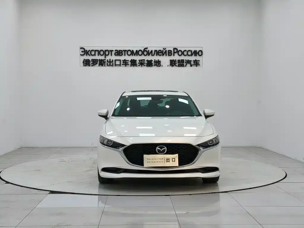 Mazda 3 Axela 2022 из CN, фото 2