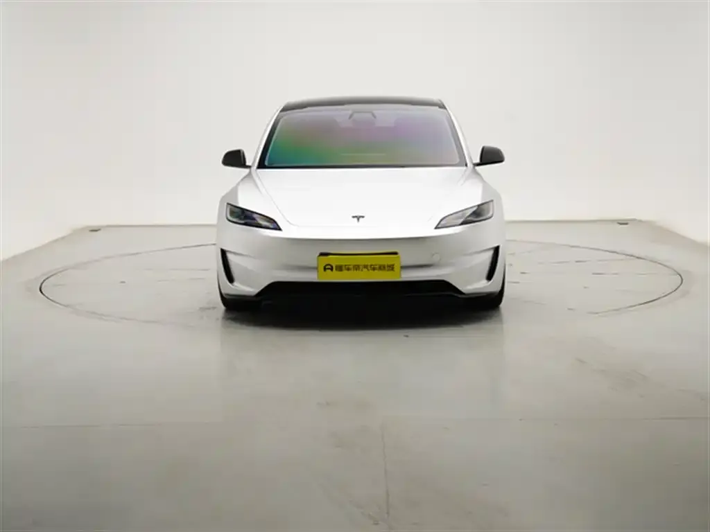 Tesla Model 3 2024 из CN, фото 10
