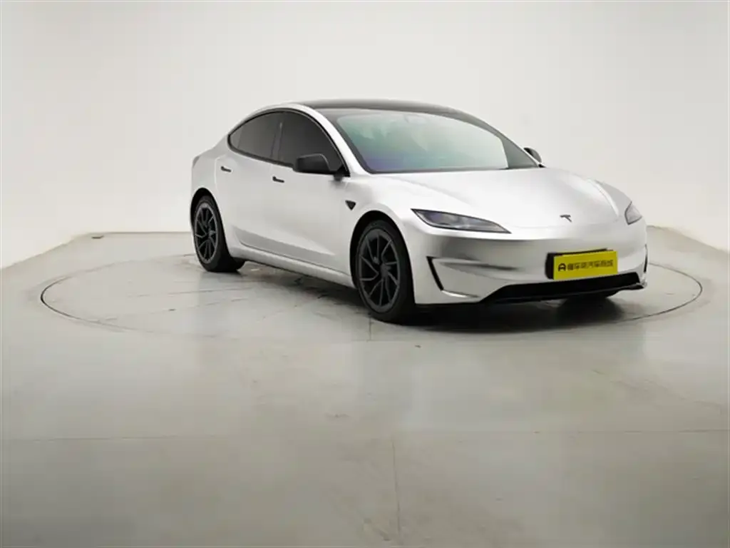 Tesla Model 3 2024 из CN, фото 7