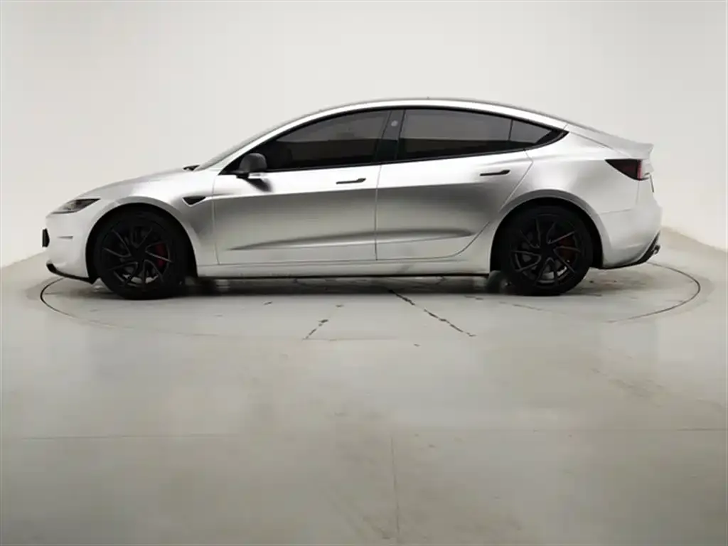 Tesla Model 3 2024 из CN, фото 5