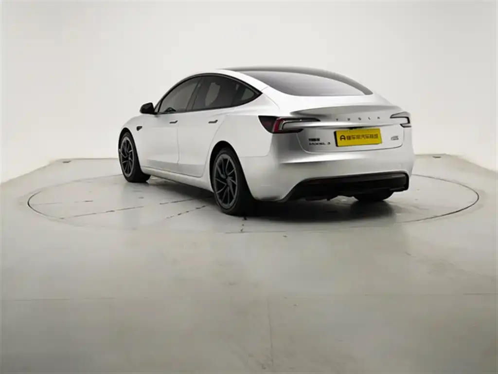 Tesla Model 3 2024 из CN, фото 6