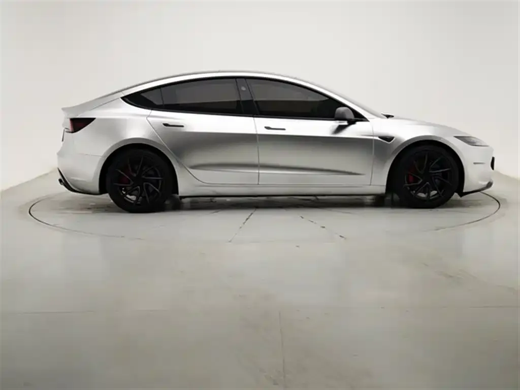 Tesla Model 3 2024 из CN, фото 4