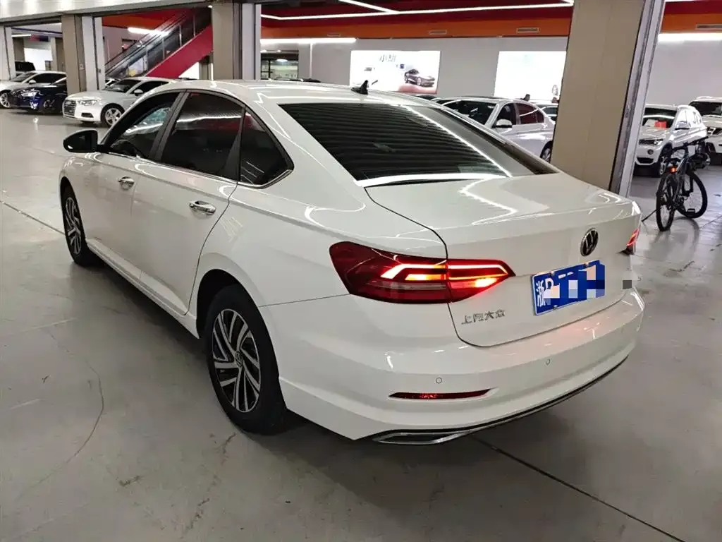 Volkswagen Lavida 2024 из CN, фото 7
