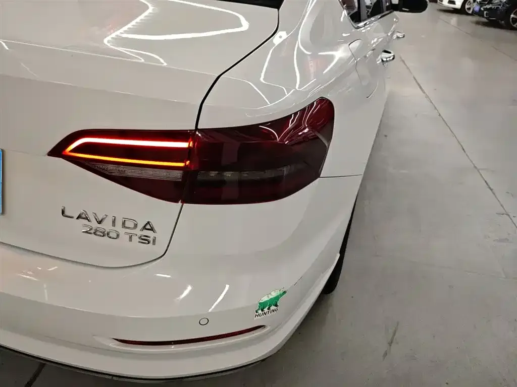 Volkswagen Lavida 2024 из CN, фото 2