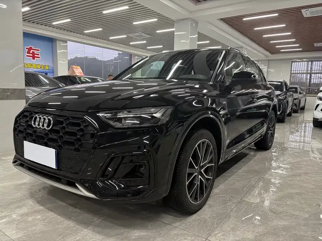 Audi Q5L 2025 из CN, фото 1