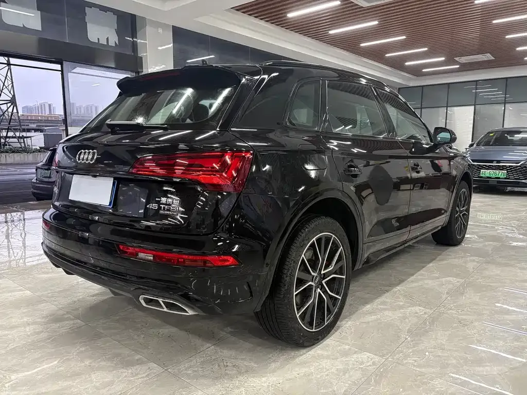 Audi Q5L 2025 из CN, фото 5