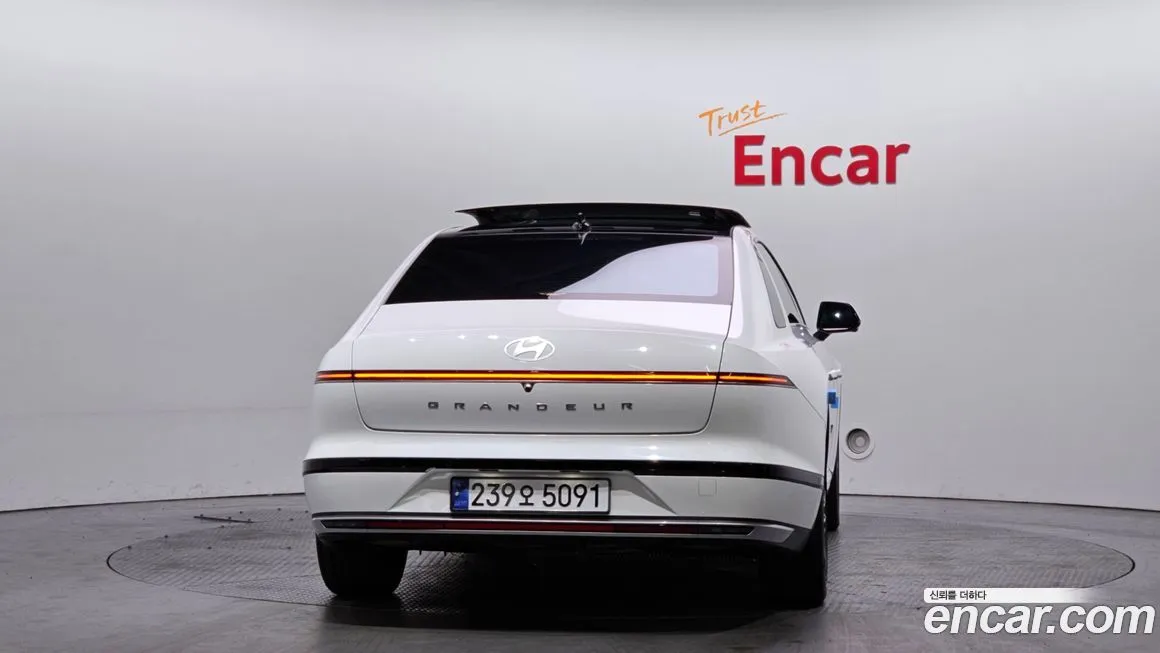 Hyundai Grandeur 2023 из KR, фото 3