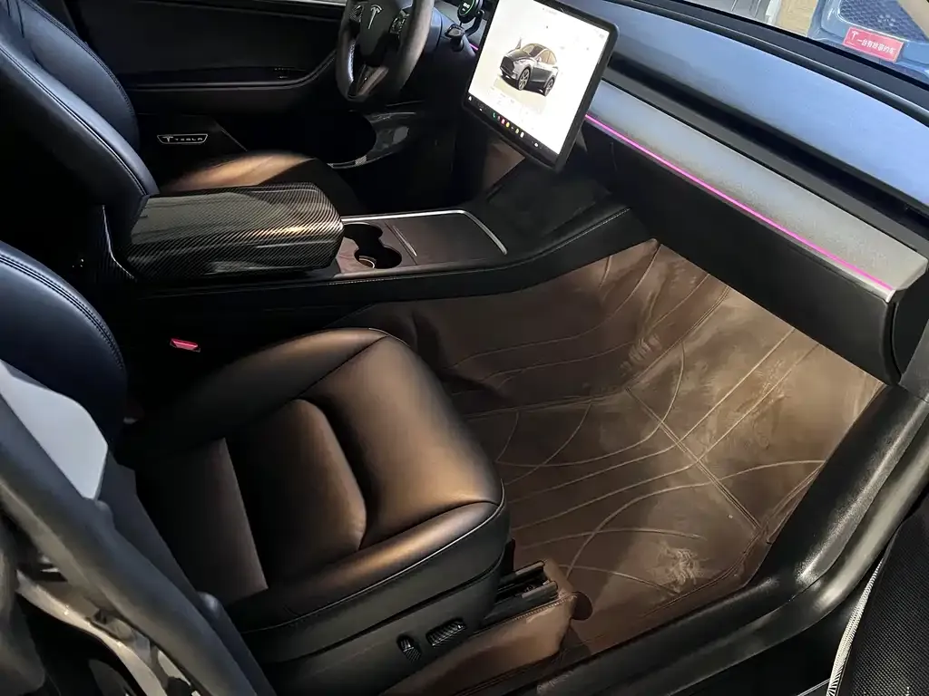 Tesla Model Y 2025 из CN, фото 9