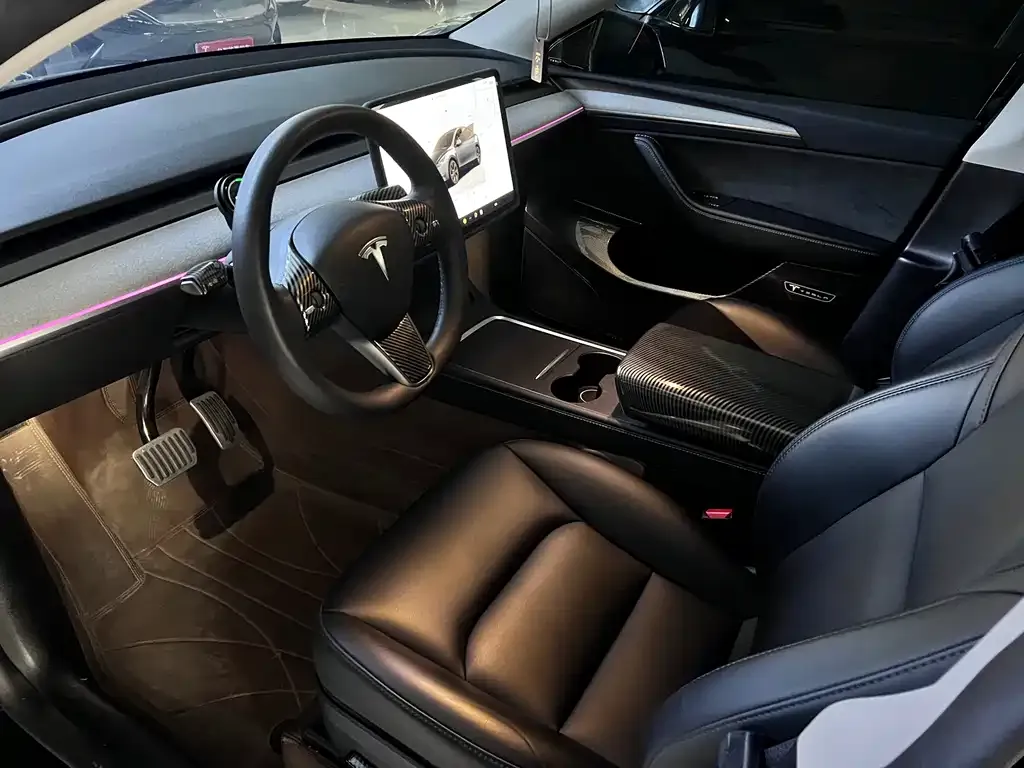 Tesla Model Y 2025 из CN, фото 3