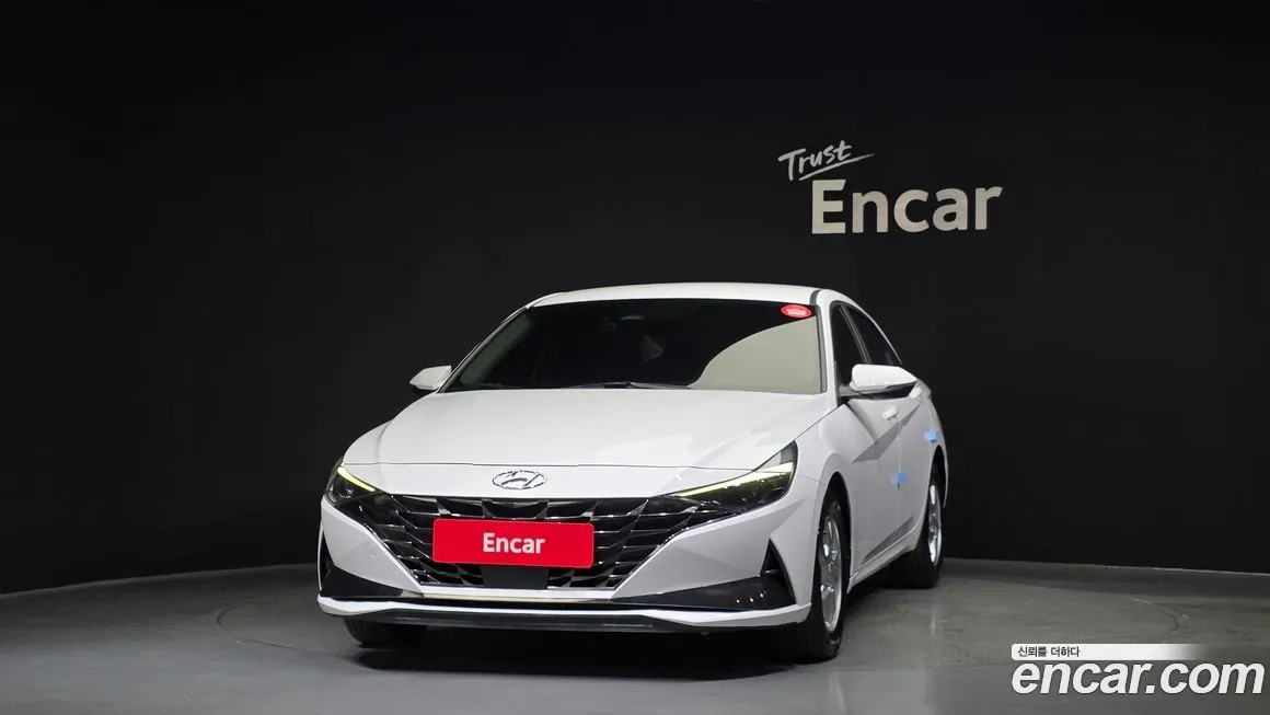 Hyundai AVANTE — фото 3
