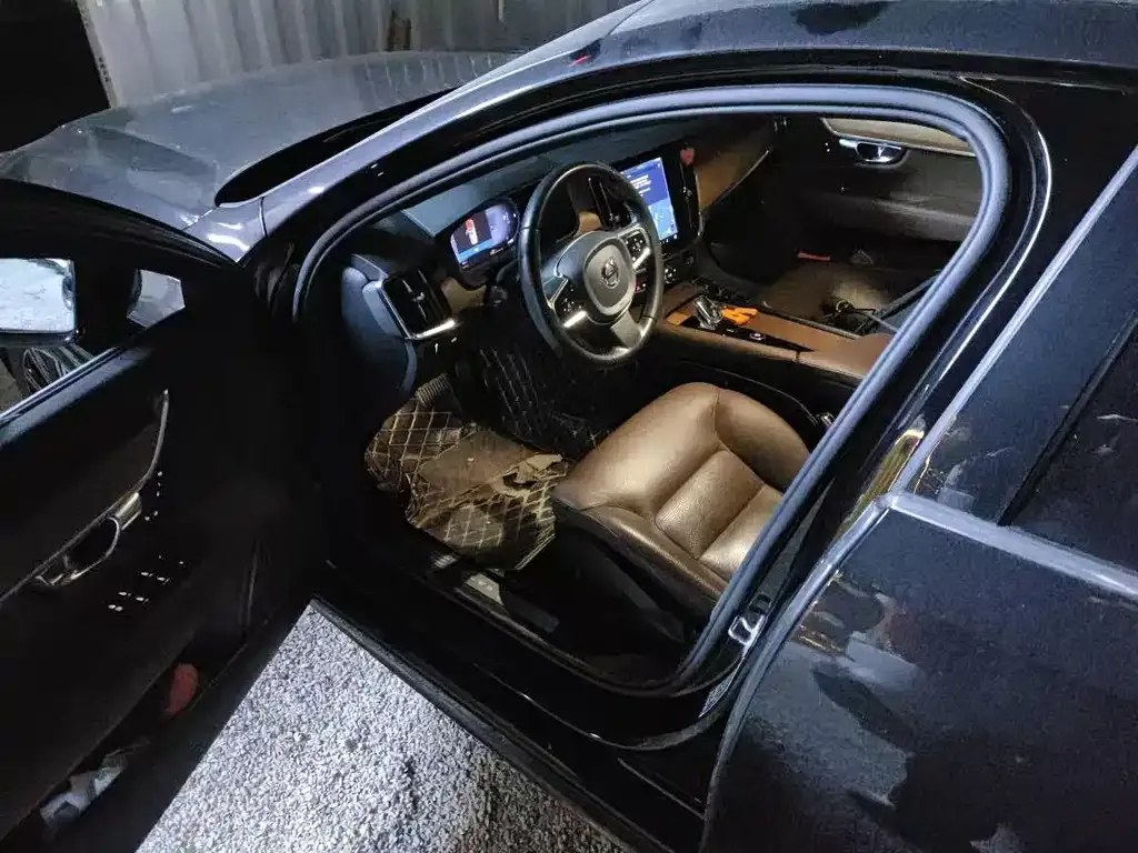 Volvo S90 2021 из CN, фото 6