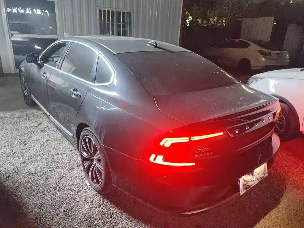 Volvo S90 2021 из CN, фото 5