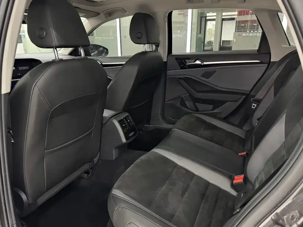 Volkswagen Sagitar 2021 из CN, фото 2