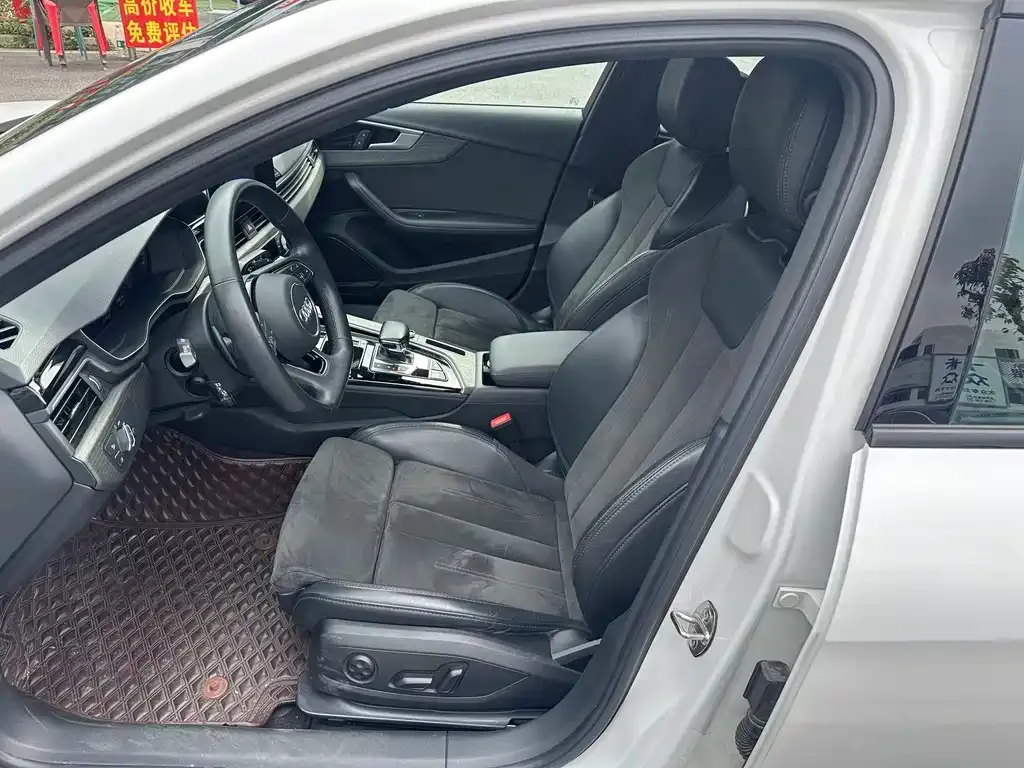 Audi A4L 2023 из CN, фото 7