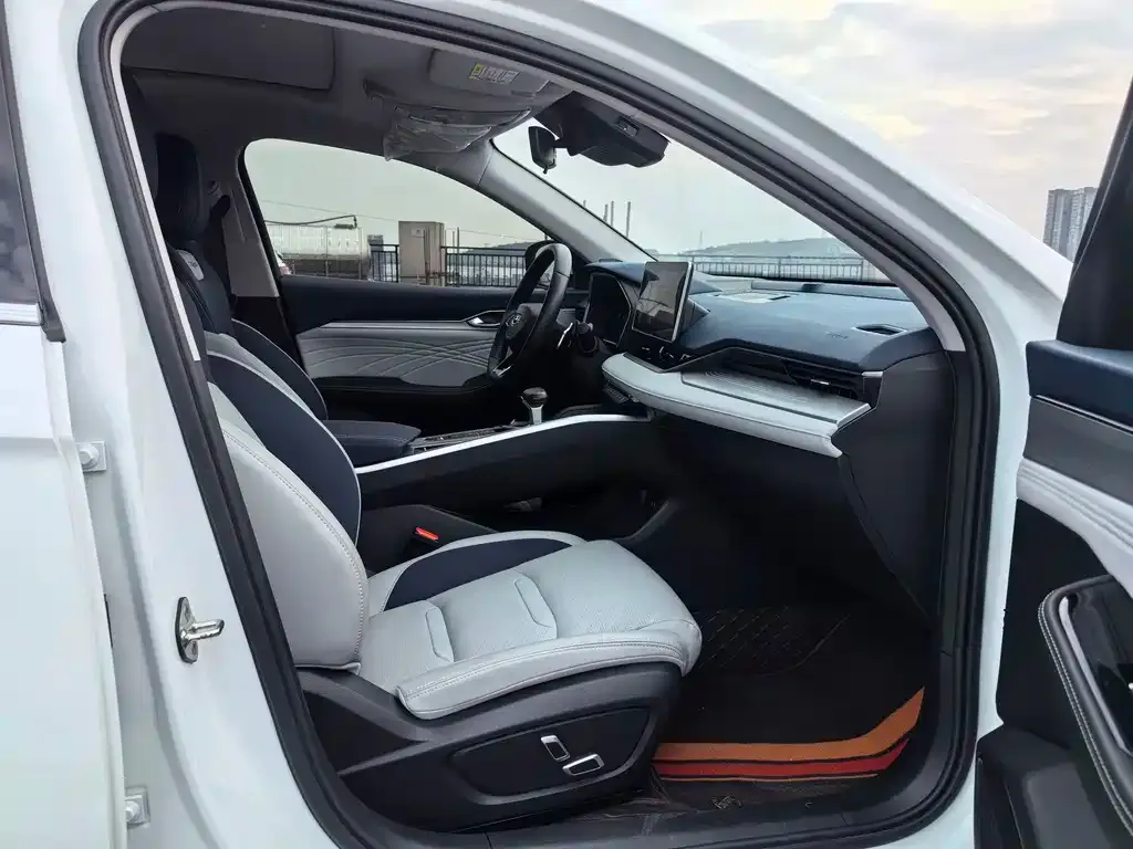Geely Xingrui 2022 из CN, фото 5