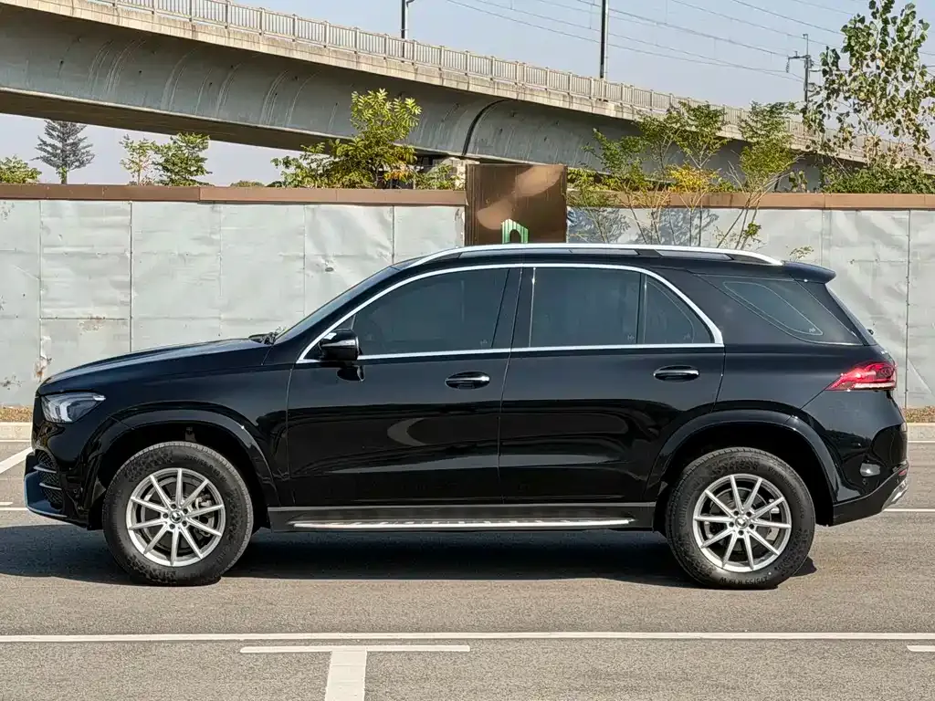 Mercedes-Benz GLE — фото 6