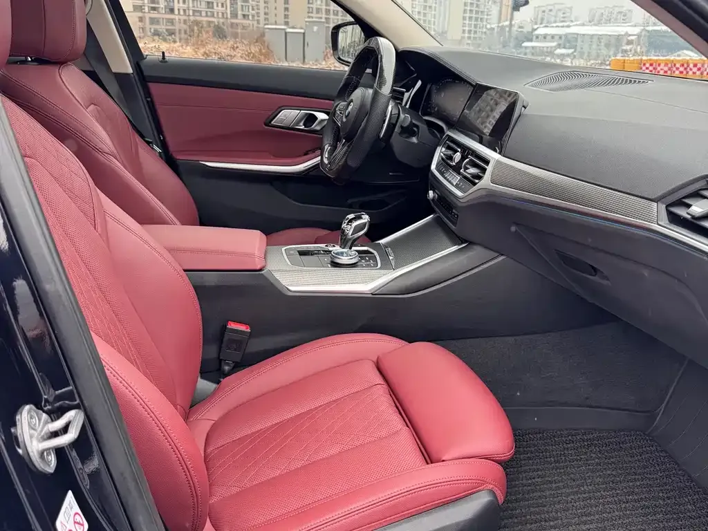 BMW 3 Series 2022 из CN, фото 4