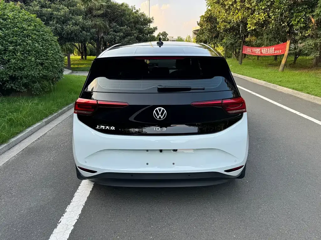 Volkswagen ID.3 2023 из CN, фото 8