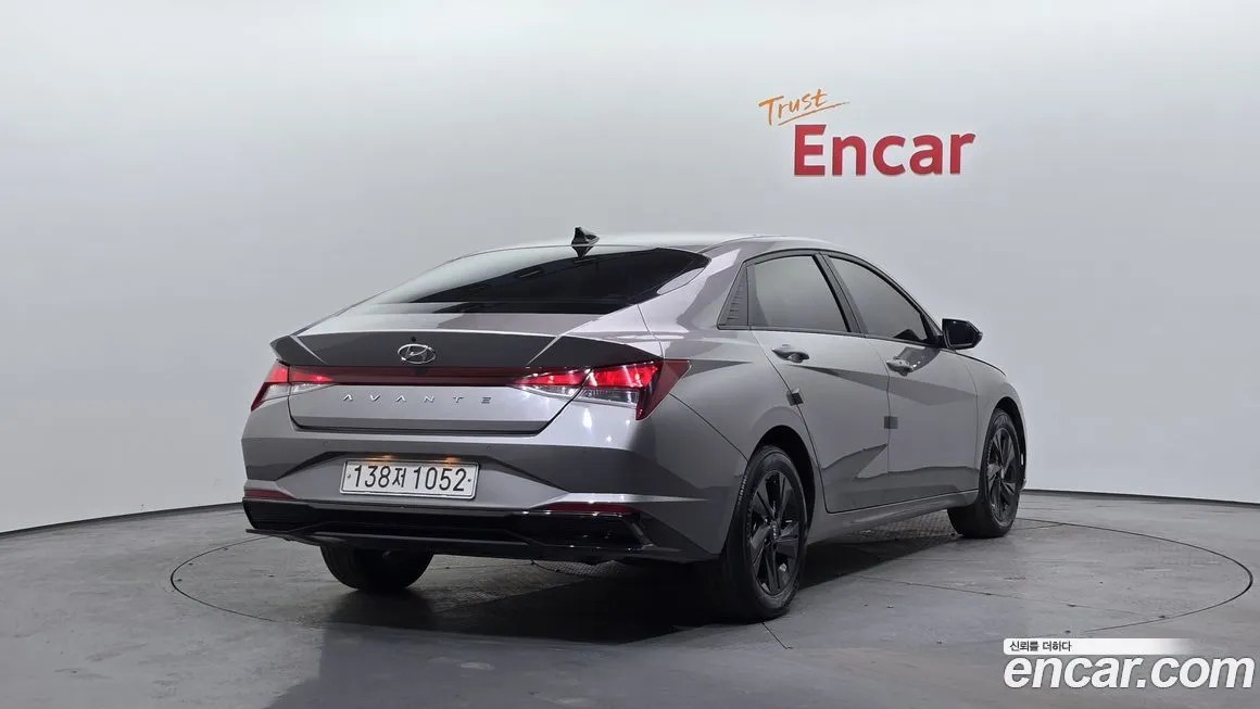 Hyundai AVANTE — фото 3