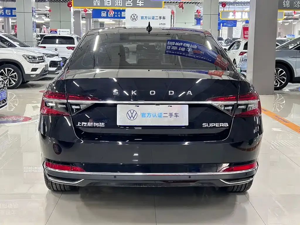 Skoda Superb — фото 4