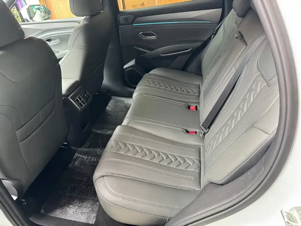 BYD L DM-i 2025 из CN, фото 2