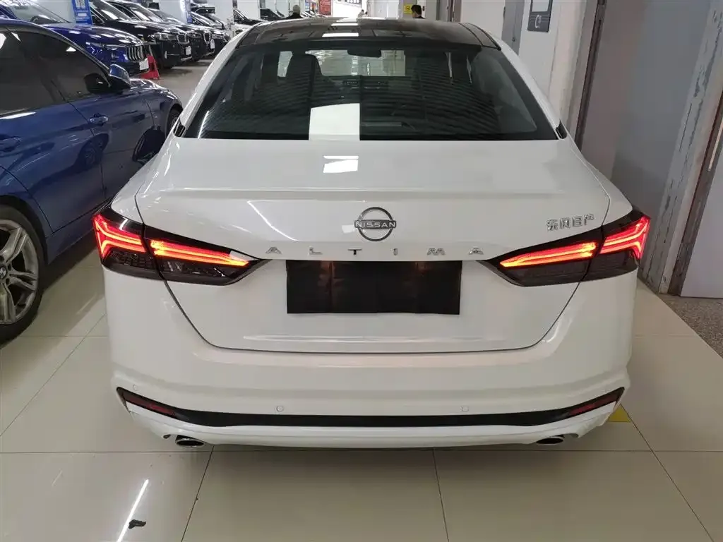 Nissan Teana 2023 из CN, фото 7