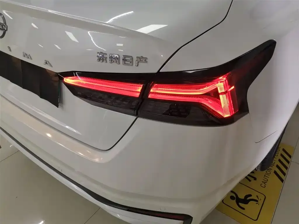 Nissan Teana 2023 из CN, фото 2