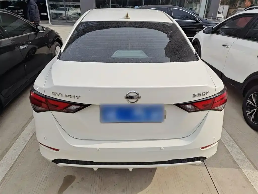 Nissan Sylphy 2023 из CN, фото 10