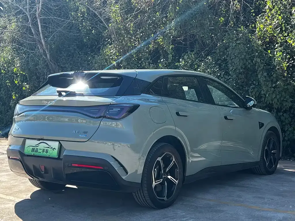 BYD Seal 06GT — фото 10