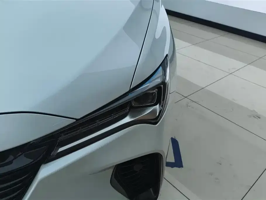 Buick Verano 2022 из CN, фото 10