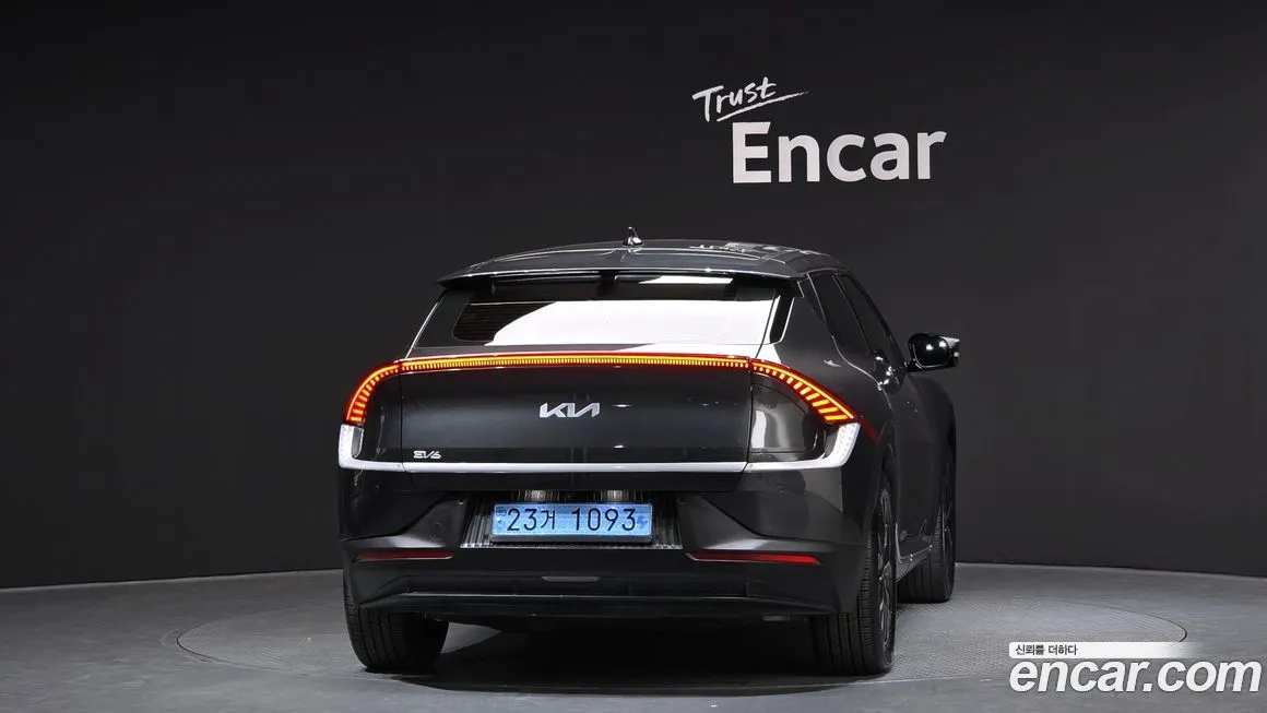 Kia EV6 — фото 7