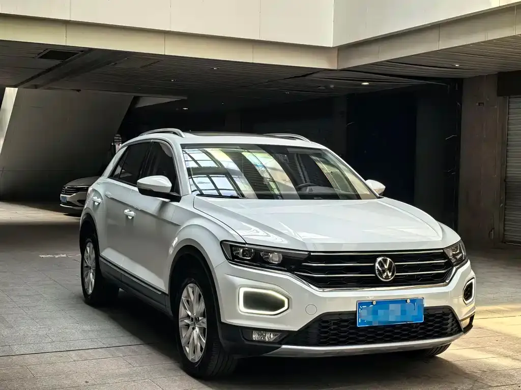 Volkswagen T-Roc 2023 из CN, фото 3