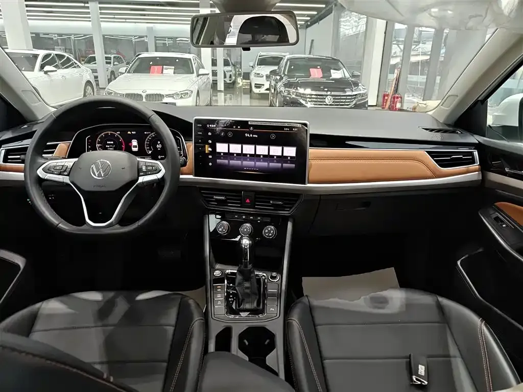 Volkswagen Bora 2022 из CN, фото 6