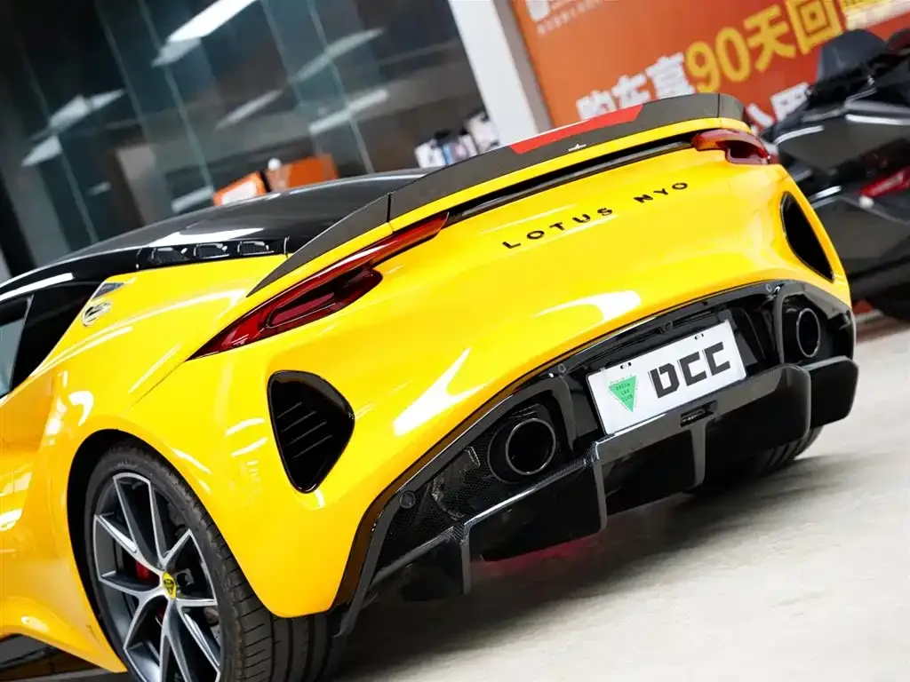 Lotus Emira 2023 из CN, фото 8
