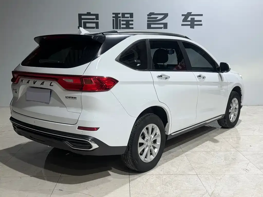 Haval M6 — фото 6