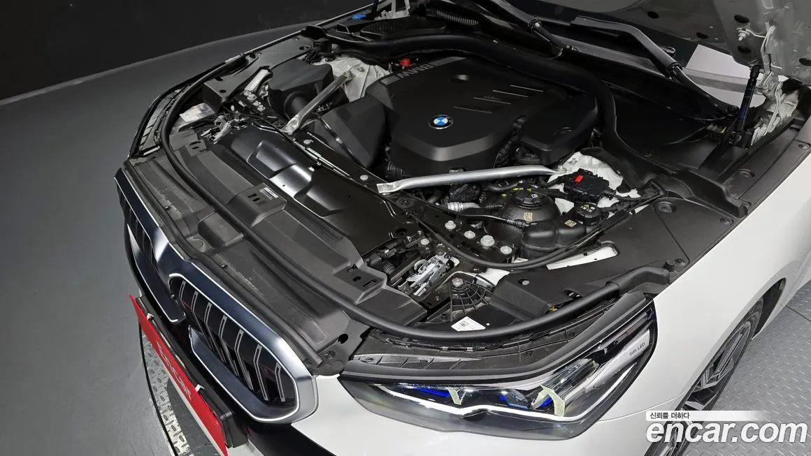 BMW 5-Series 2025 из KR, фото 7