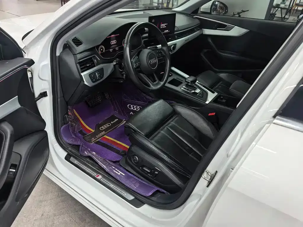 Audi A4L 2021 из CN, фото 6