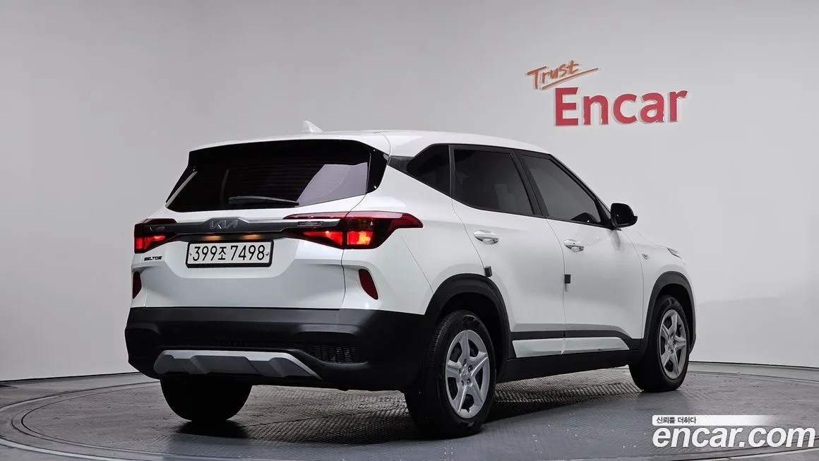 Kia Seltos 2023 из KR, фото 2