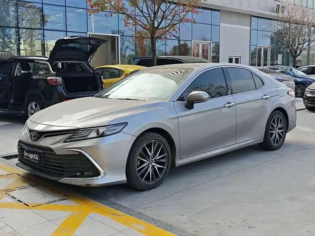 Toyota Camry 2022 из CN, фото 1