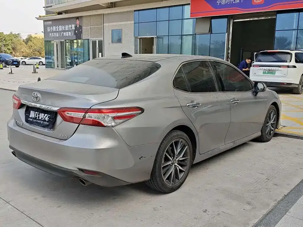 Toyota Camry 2022 из CN, фото 3