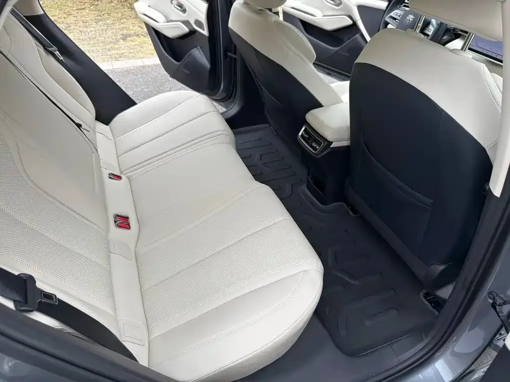 BYD Qin L 2024 из CN, фото 8