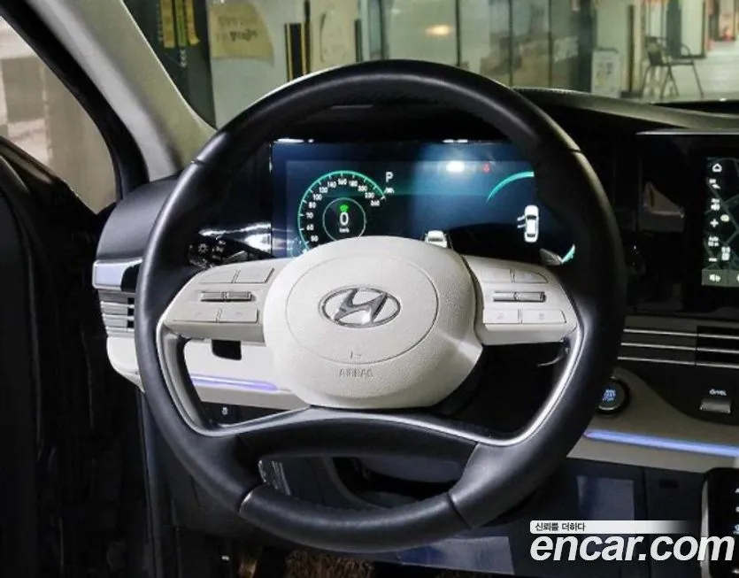Hyundai Grandeur 2023 из KR, фото 2