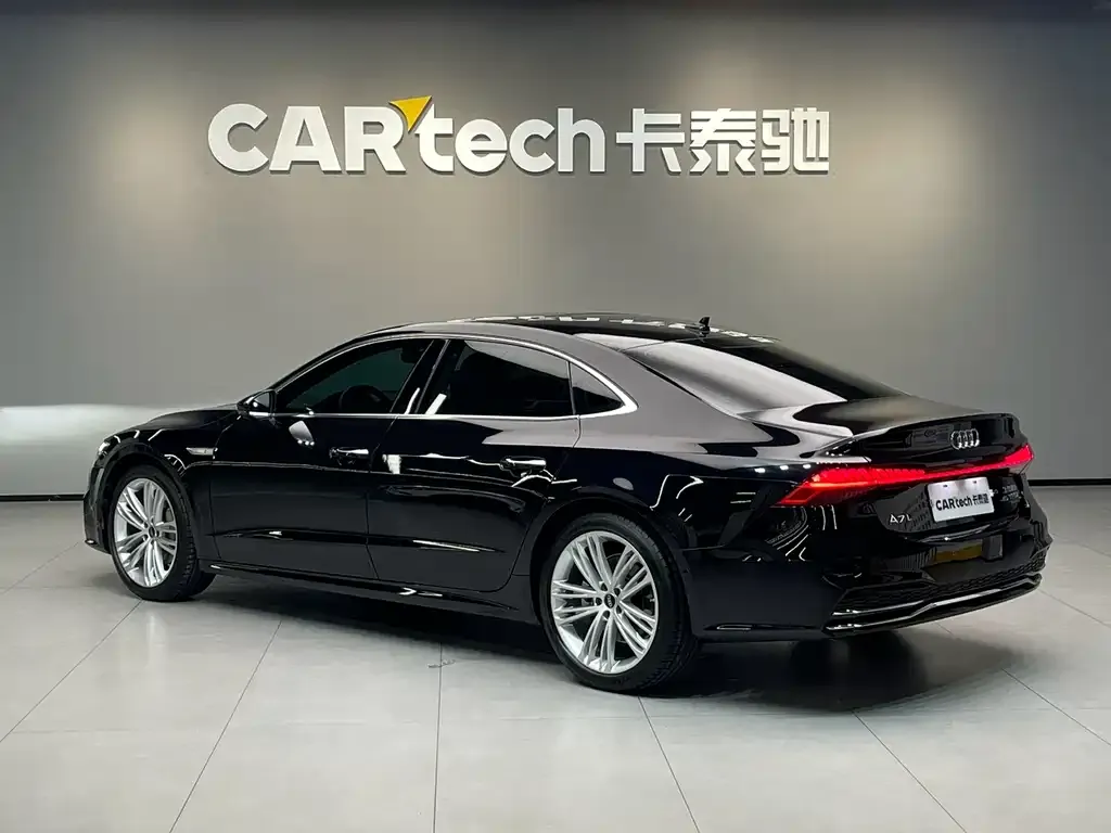 Audi A7L 2025 из CN, фото 3