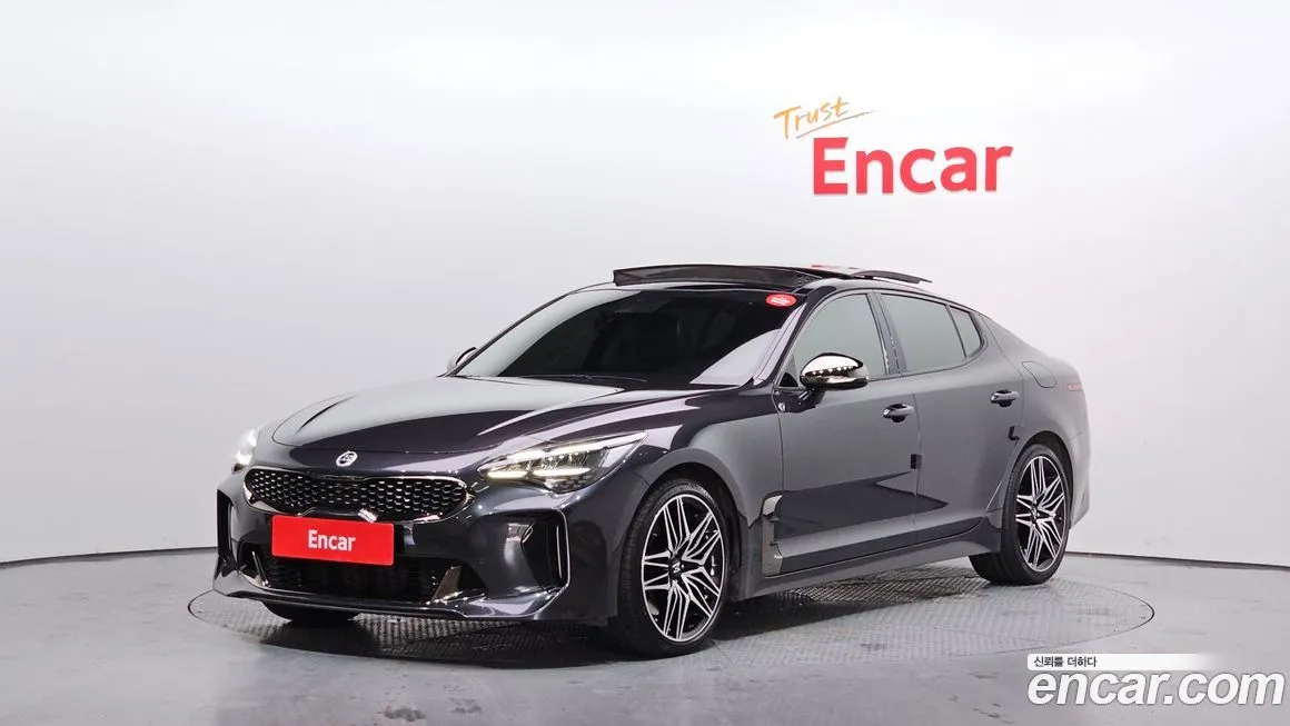 Kia Stinger 2021 из KR, фото 1