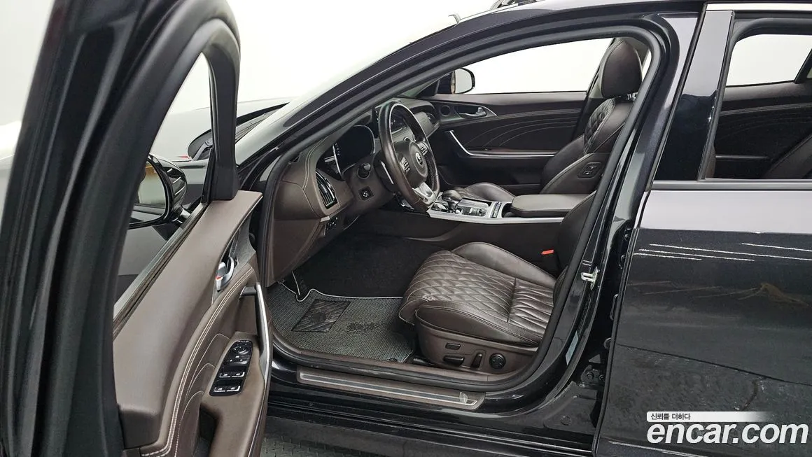 Kia Stinger 2021 из KR, фото 10