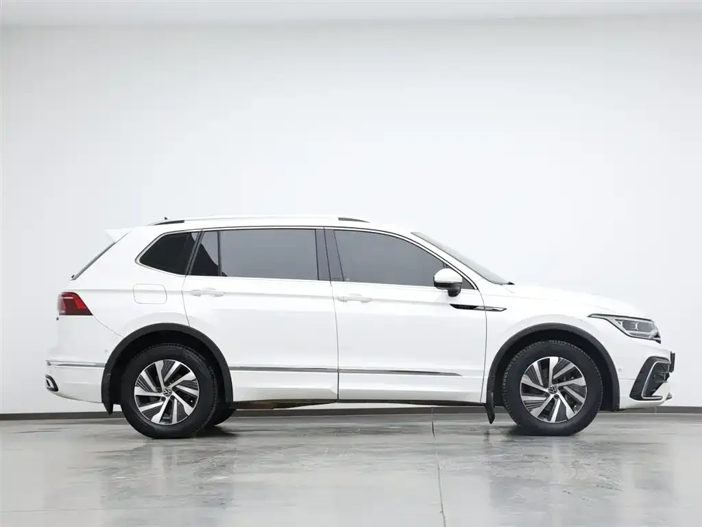 Volkswagen Tiguan L New Energy 2022 из CN, фото 5