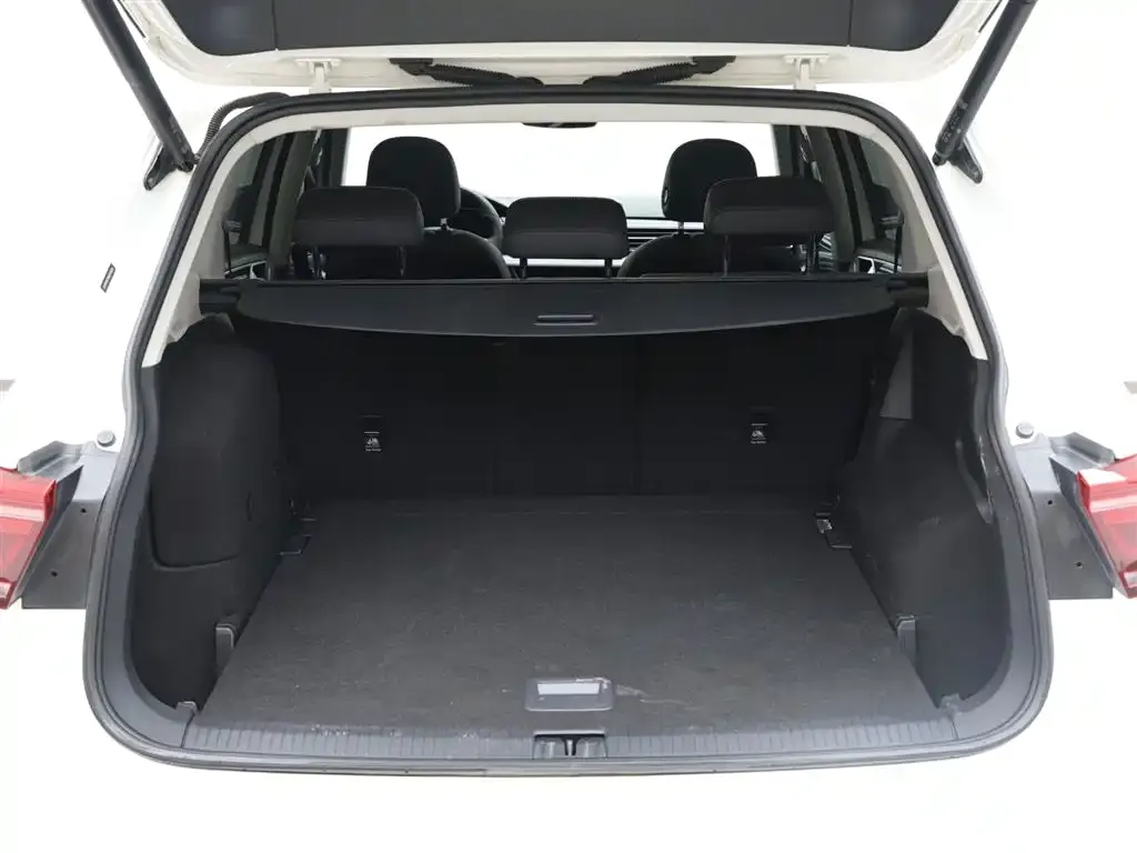 Volkswagen Tiguan L New Energy 2022 из CN, фото 7