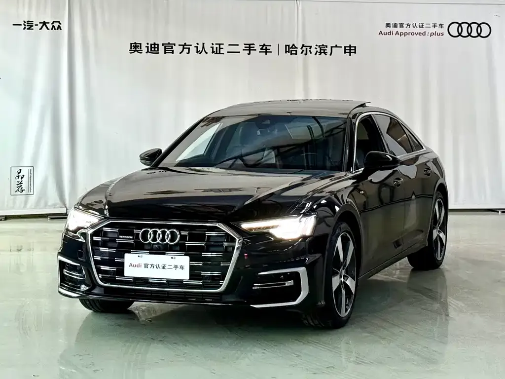 Audi A6L — фото 1