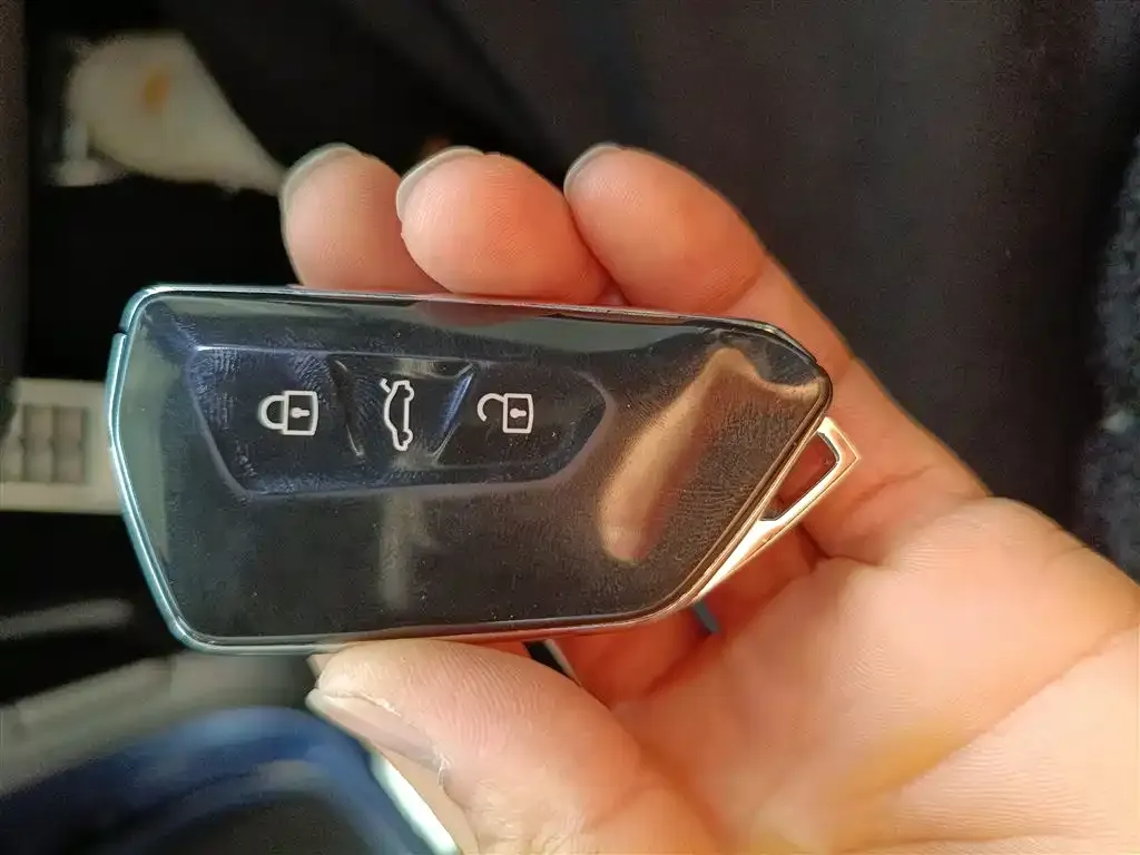 Volkswagen Tiguan L 2024 из CN, фото 5