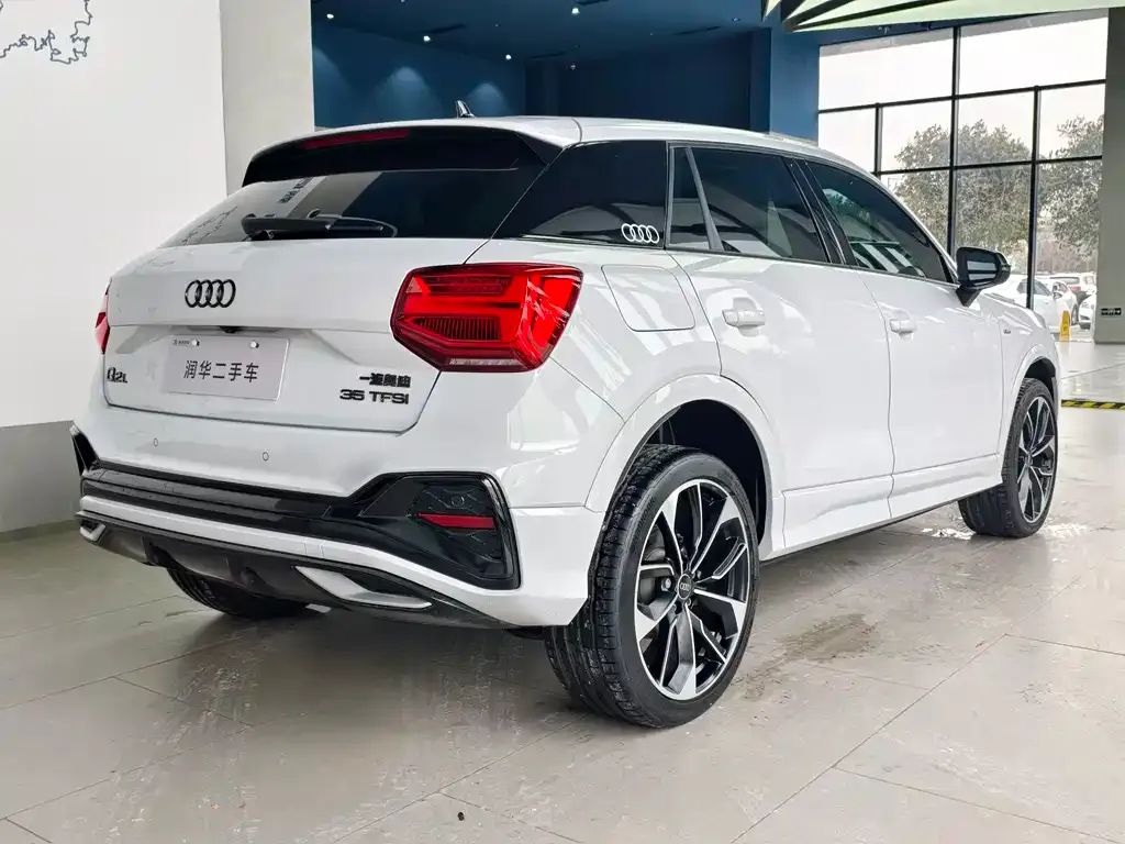 Audi Q2L 2024 из CN, фото 8